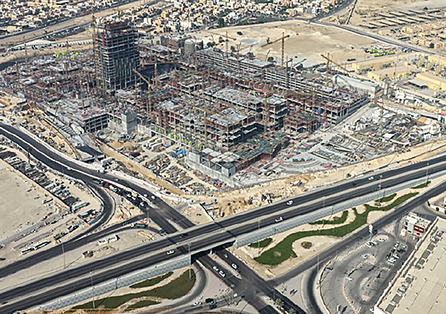 Located at the intersection of King Saud Road with Prince Sultan Road, The Avenues – Khobar sprawls across a 198,000-sq-m area.